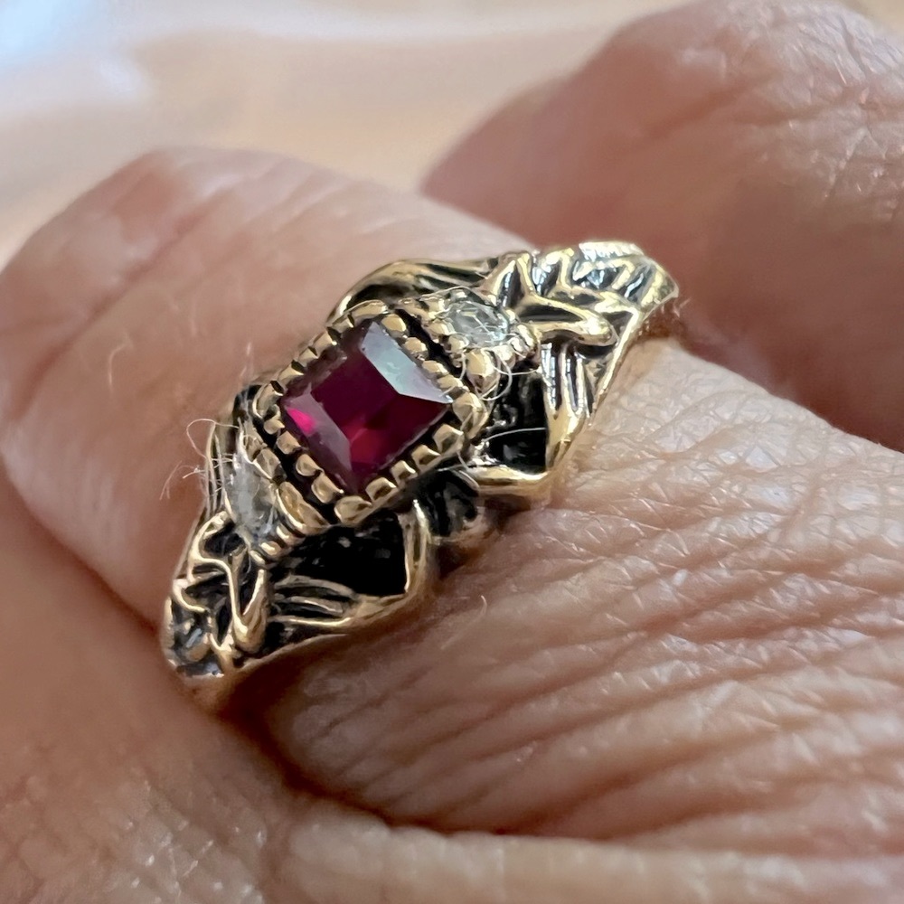 Avon Gold Ring With Ruby Red Accent - image 1